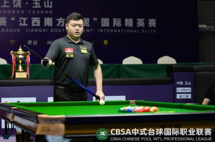 卢克巴的背 卢克巴的背